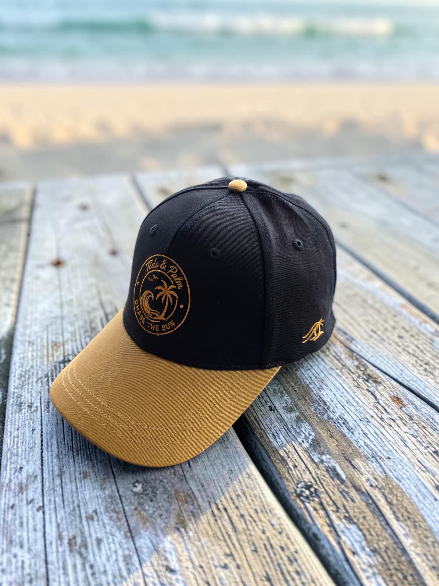 Black Tide & Palm Chase the Sun cap with sand peak and embroidered badge